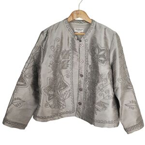 Norm Thompson Silver Gray Embroidered Jacket. PXL. I0113